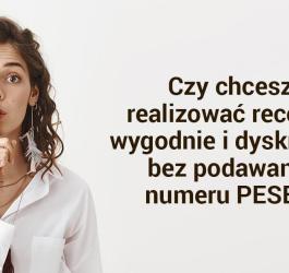 Kobieta wykonuje dłonią gest, by zachowywać się cicho, dyskretnie.