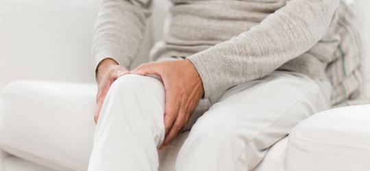 Ból kolana - czym może być spowodowany?