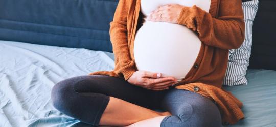 Hemoroidy w ciąży – objawy i leczenie