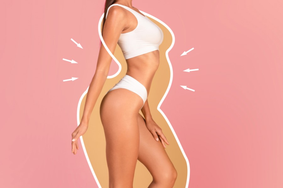 Symboliczne przedstawienie na modelce możliwych efektów liposukcji.