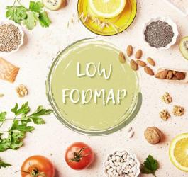 Low FODMAP na tle zdrowych produktów żywnościowych.