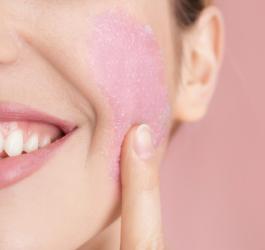 Peeling enzymatyczny – sposób na gładką skórę