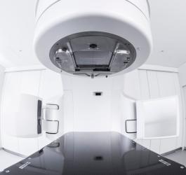 Aparatura radioterapeutyczna wykorzystywana w radioterapii nowotworów.