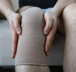 Uszkodzenie łąkotki – przyczyny, leczenie, objawy